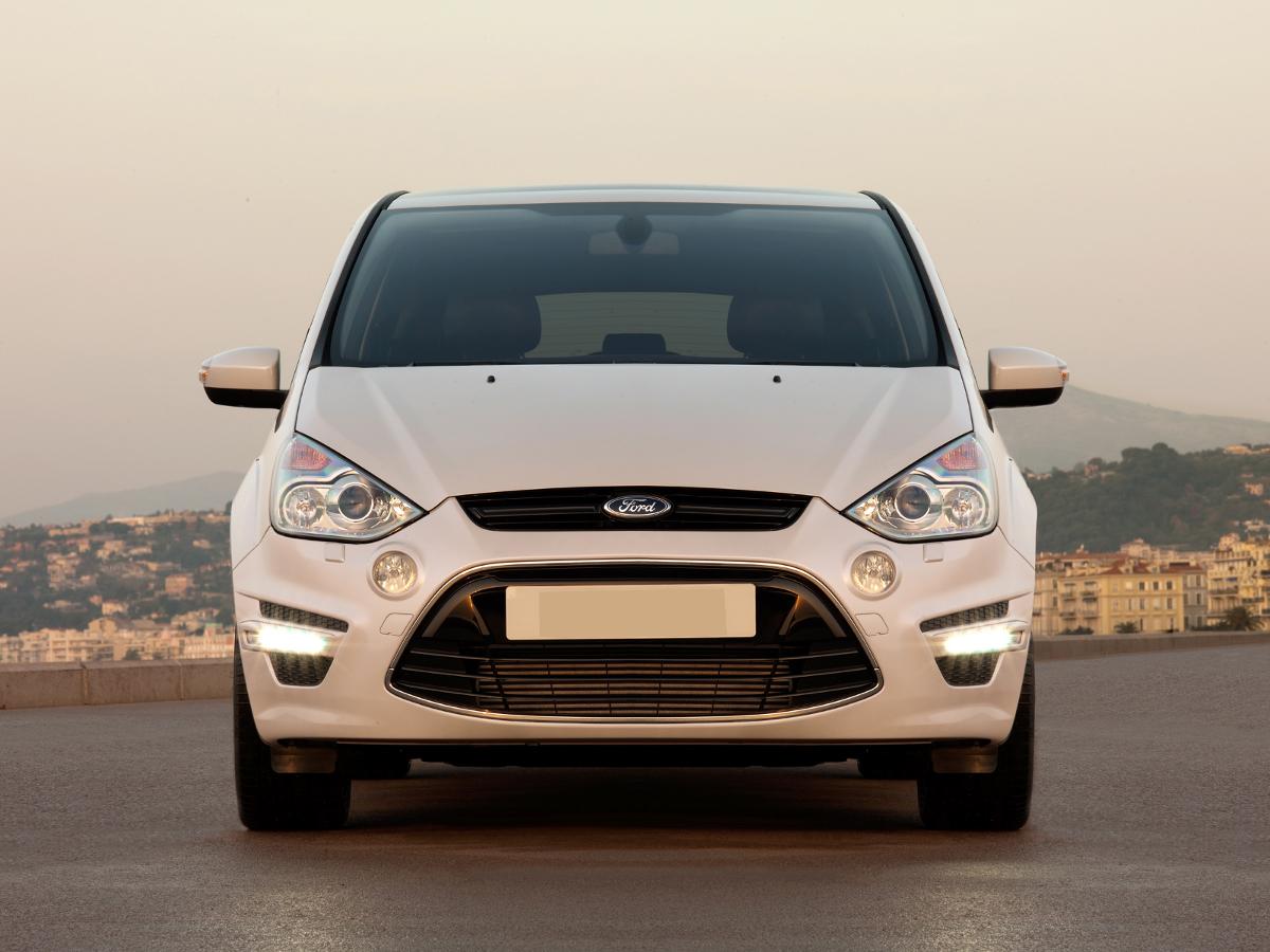Max ouzas prestige cars review